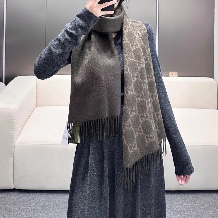 スーパーコピー グッチ マフラー