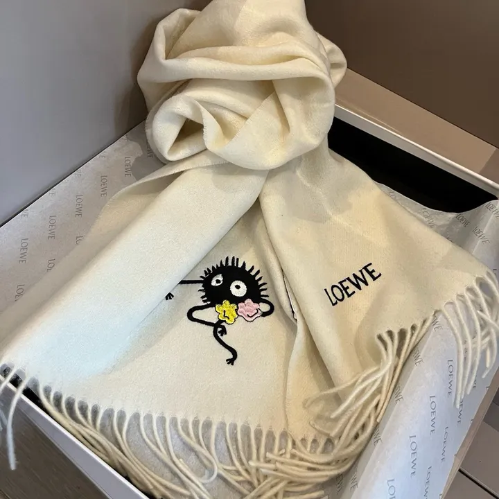 スーパーコピー ロエベ マフラー