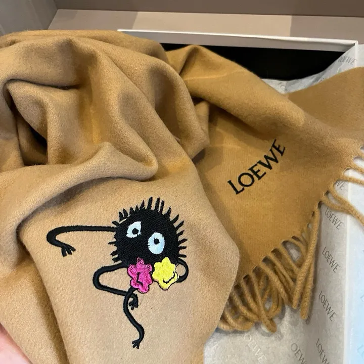 スーパーコピー ロエベ マフラー