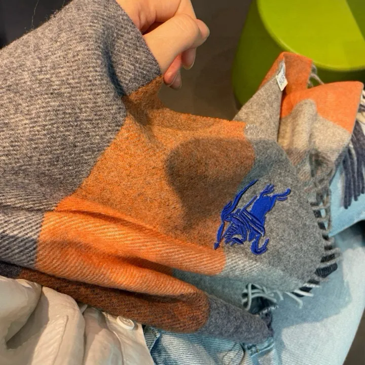 スーパーコピー バーバリー ス マフラー