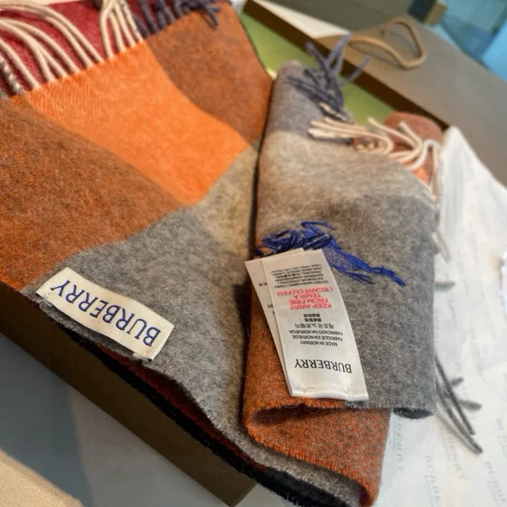 スーパーコピー バーバリー ス マフラー