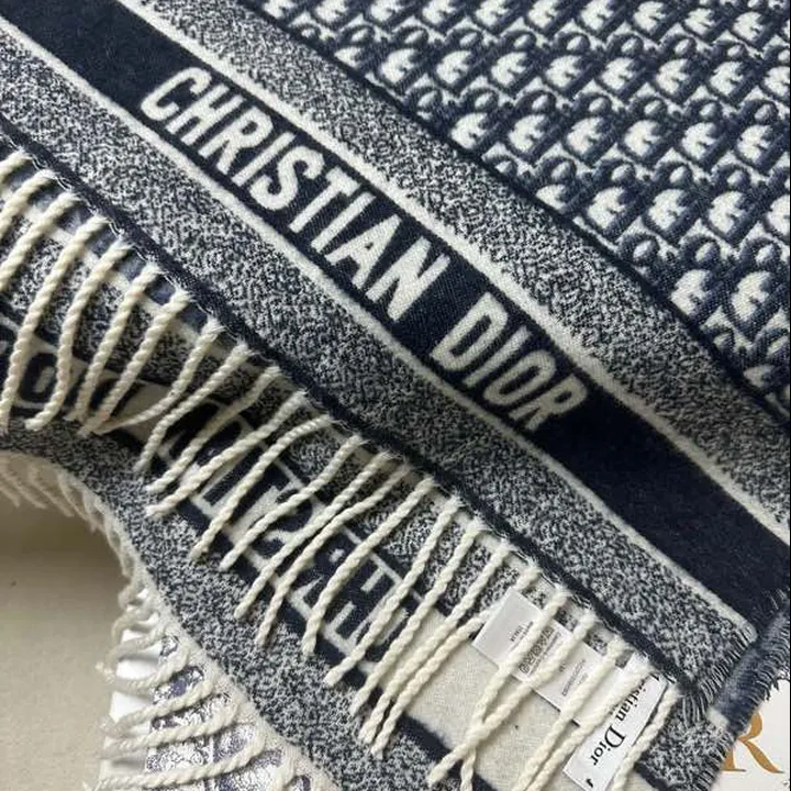 スーパーコピー ディオール マフラー