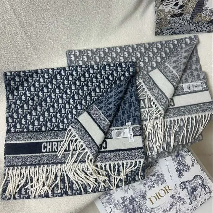 スーパーコピー ディオール マフラー