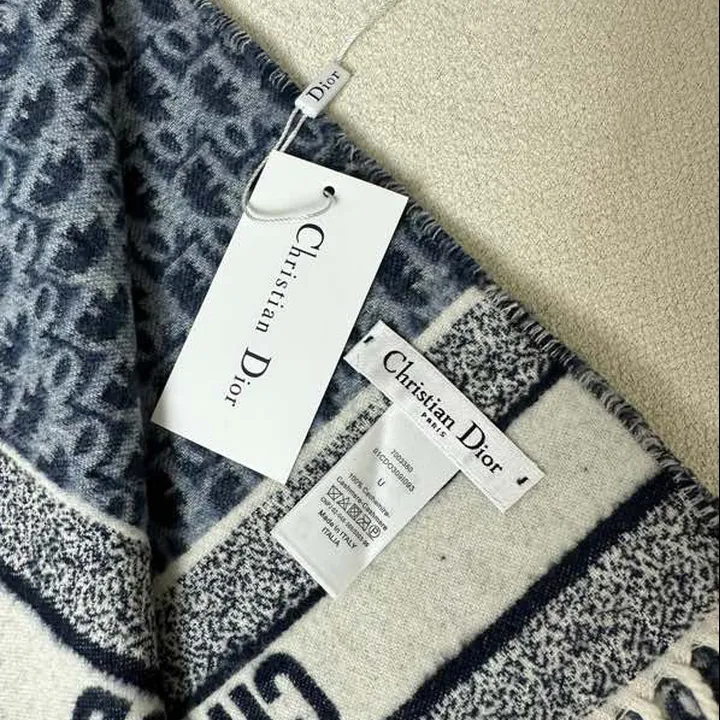 スーパーコピー ディオール マフラー