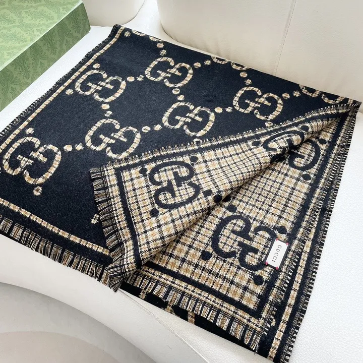 スーパーコピー グッチ マフラー