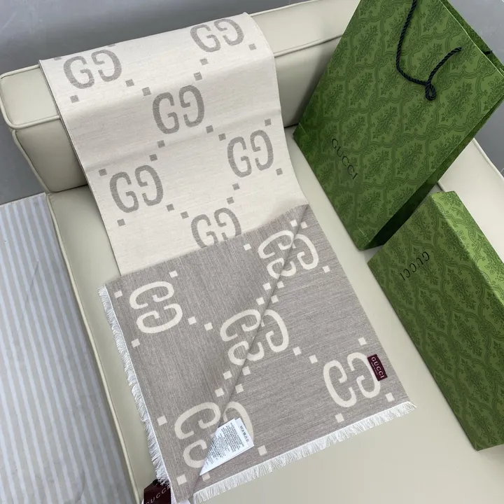 スーパーコピー グッチ マフラー