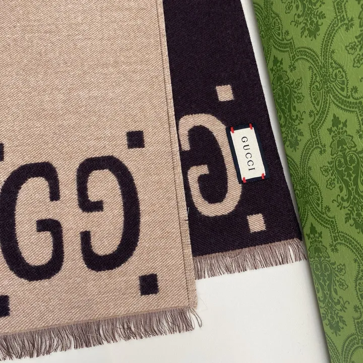 スーパーコピー グッチ マフラー