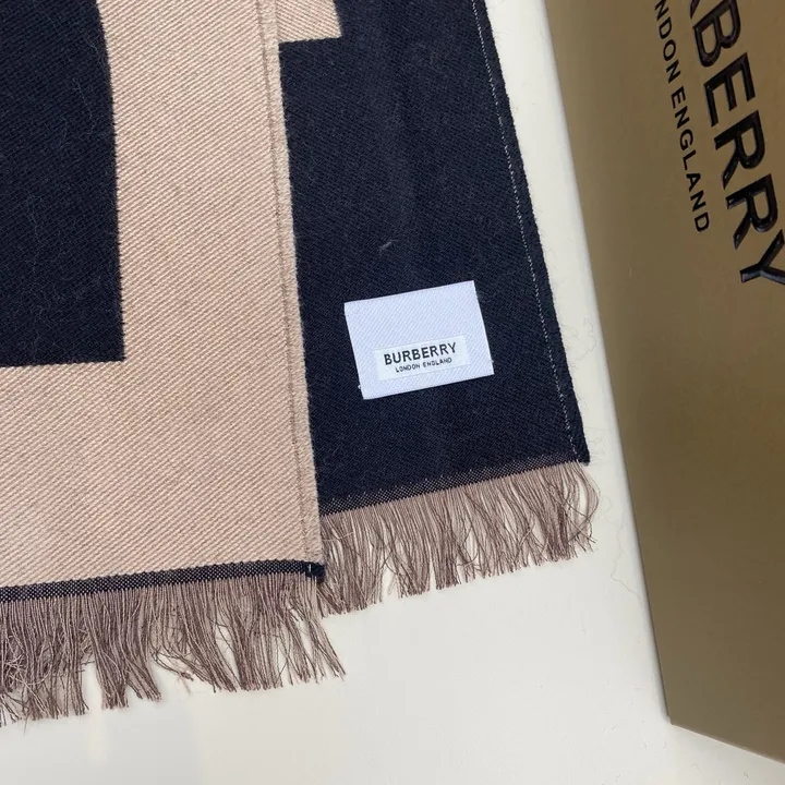 スーパーコピー バーバリー ス マフラー