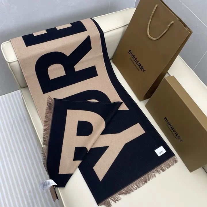 スーパーコピー バーバリー ス マフラー