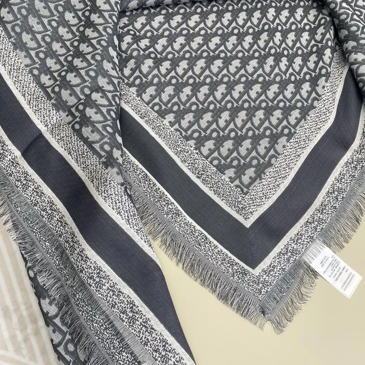 スーパーコピー ディオール マフラー