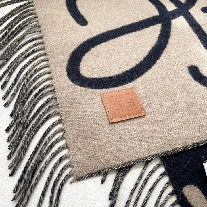 スーパーコピー ロエベ マフラー