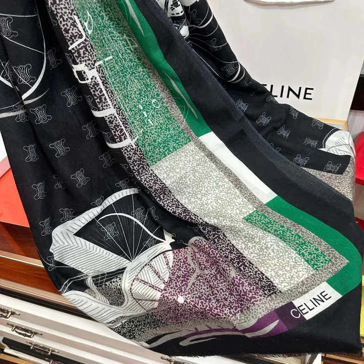 スーパーコピー セリーヌ マフラー