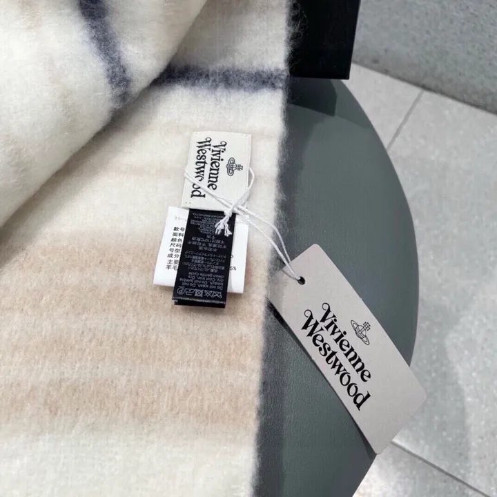 スーパーコピー ヴィヴィアン・ウエストウッド マフラー
