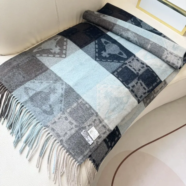 スーパーコピー ヴィヴィアン・ウエストウッド マフラー