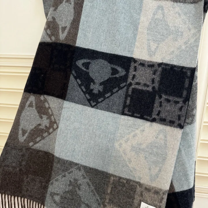 スーパーコピー ヴィヴィアン・ウエストウッド マフラー