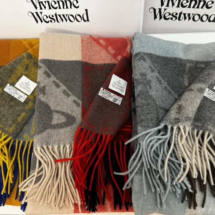 スーパーコピー ヴィヴィアン・ウエストウッド マフラー