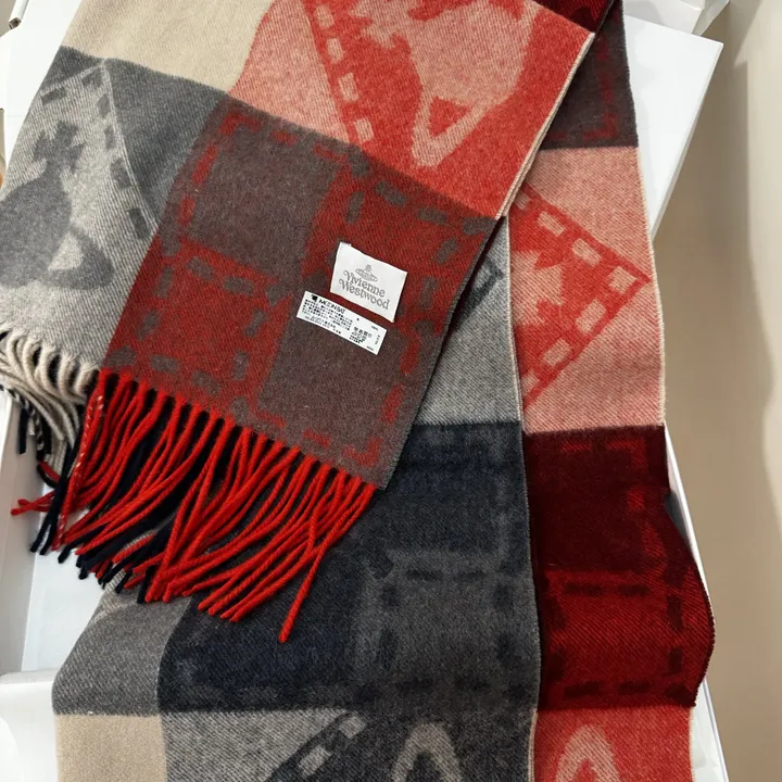 スーパーコピー ヴィヴィアン・ウエストウッド マフラー