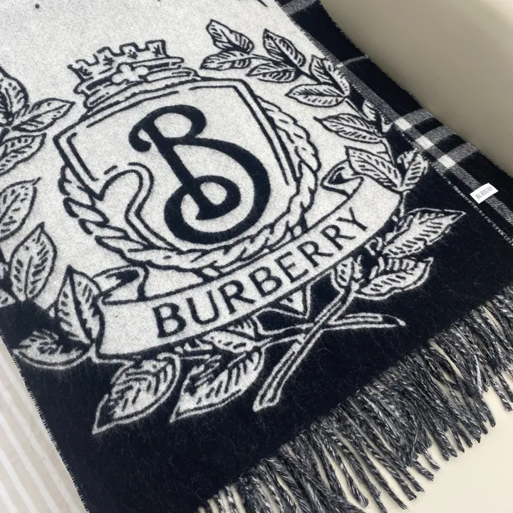 スーパーコピー バーバリー ス マフラー