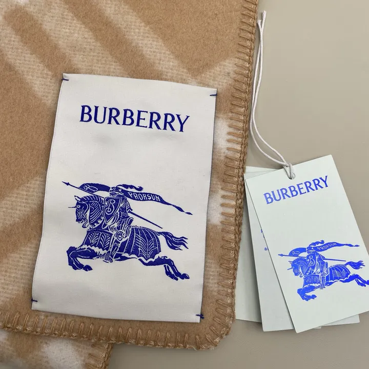 スーパーコピー バーバリー ス マフラー