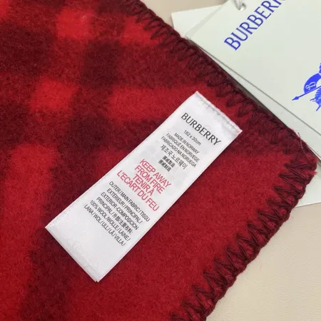 スーパーコピー バーバリー ス マフラー