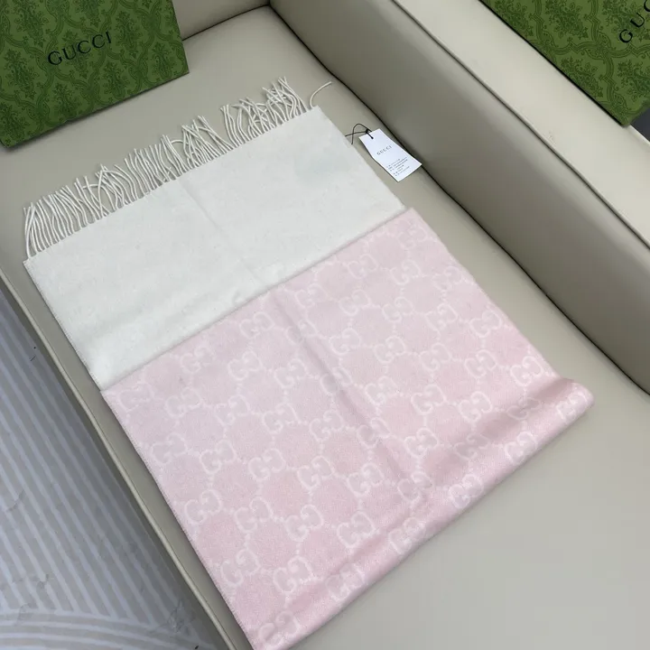 スーパーコピー グッチ マフラー