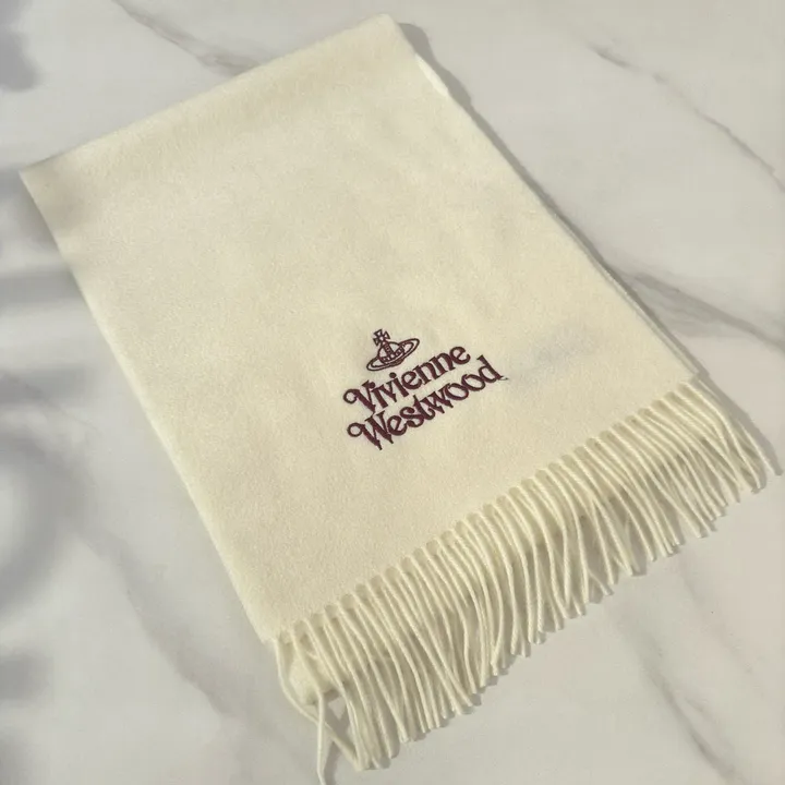 スーパーコピー ヴィヴィアン・ウエストウッド マフラー