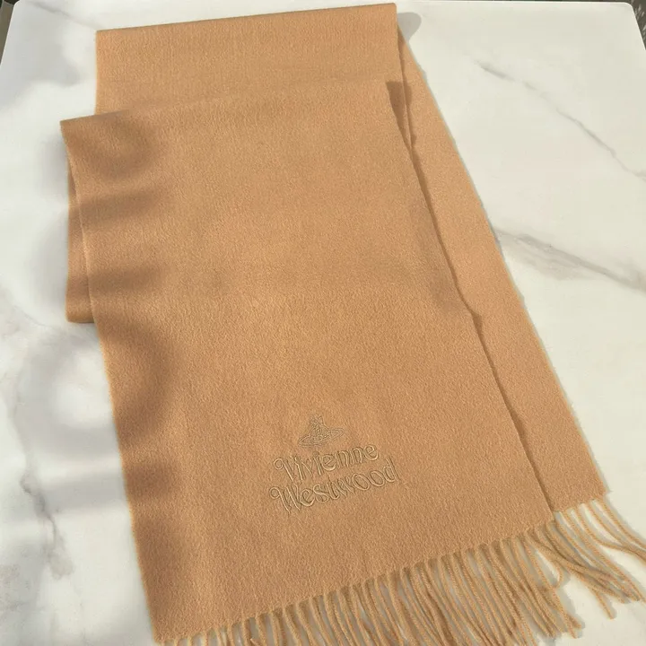 スーパーコピー ヴィヴィアン・ウエストウッド マフラー