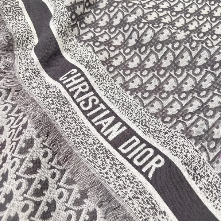 スーパーコピー ディオール マフラー