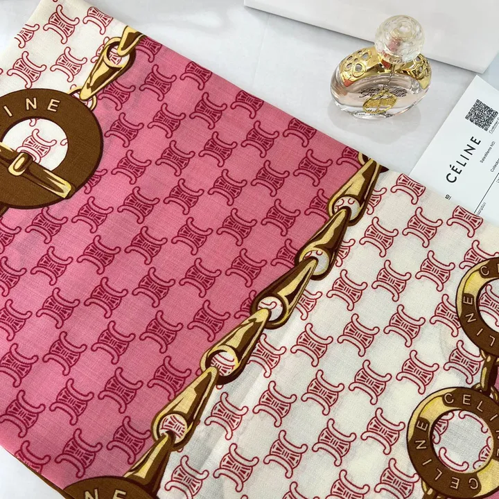 スーパーコピー セリーヌ マフラー