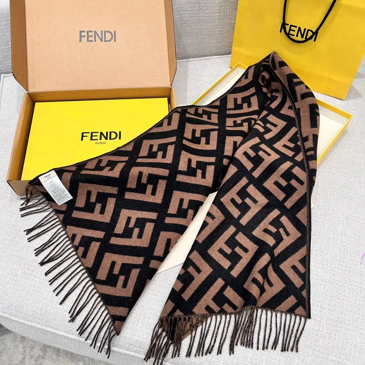 スーパーコピー フェンディ マフラー