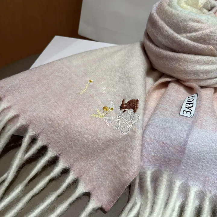 スーパーコピー ロエベ マフラー