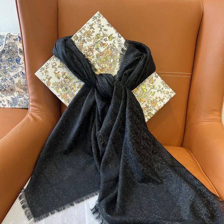 スーパーコピー ディオール マフラー