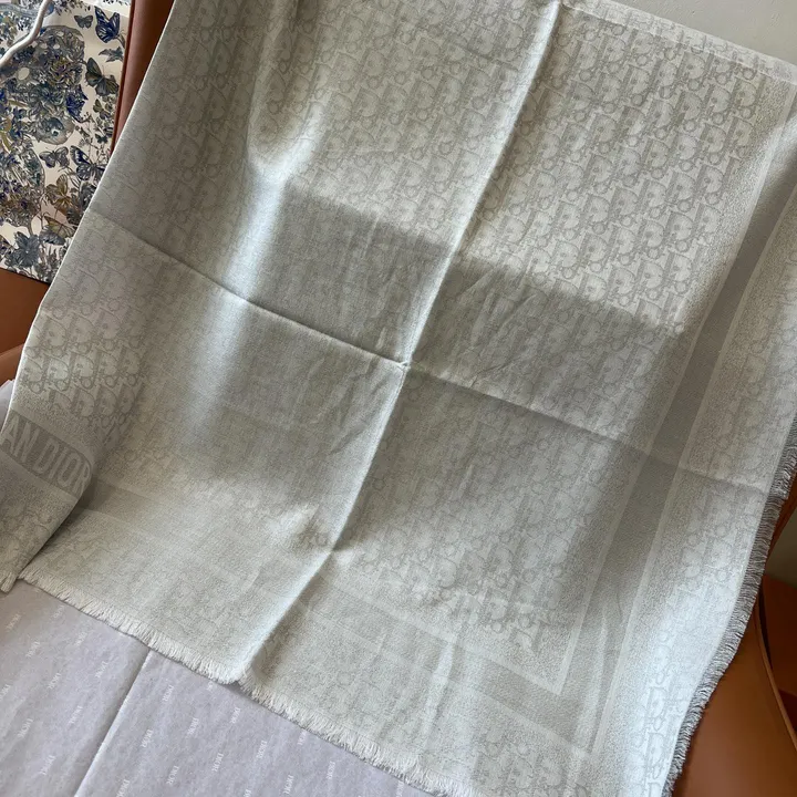 スーパーコピー ディオール マフラー