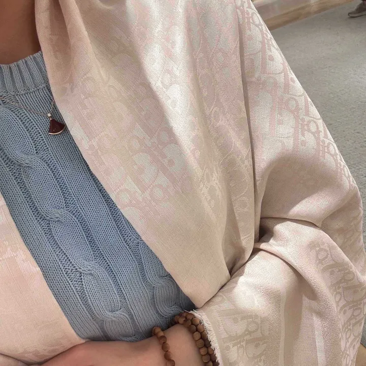 スーパーコピー ディオール マフラー