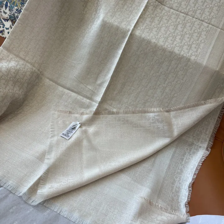 スーパーコピー ディオール マフラー