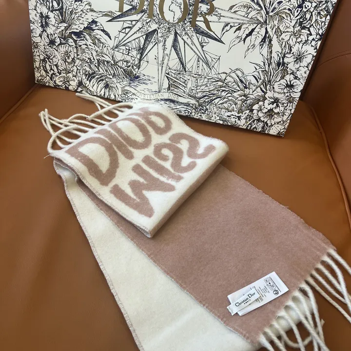 スーパーコピー ディオール マフラー