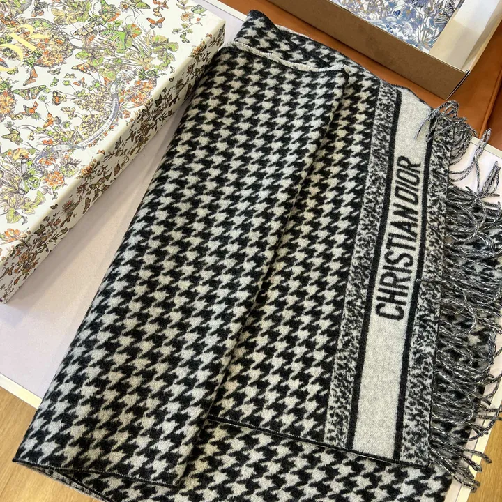 スーパーコピー ディオール マフラー