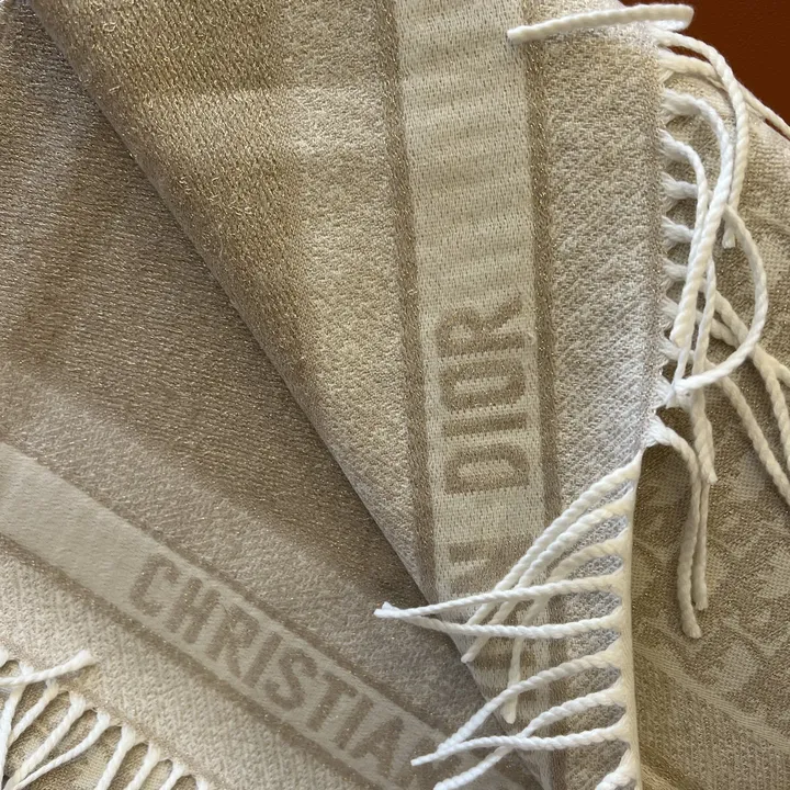 スーパーコピー ディオール マフラー