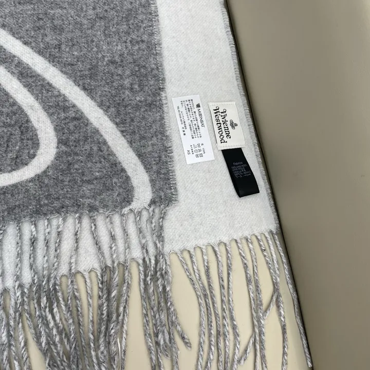 スーパーコピー ヴィヴィアン・ウエストウッド マフラー