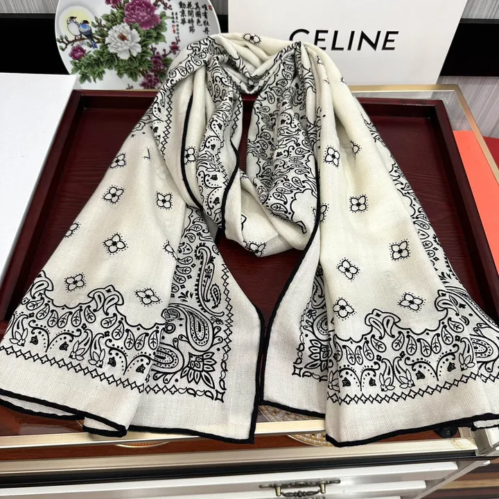 スーパーコピー セリーヌ マフラー