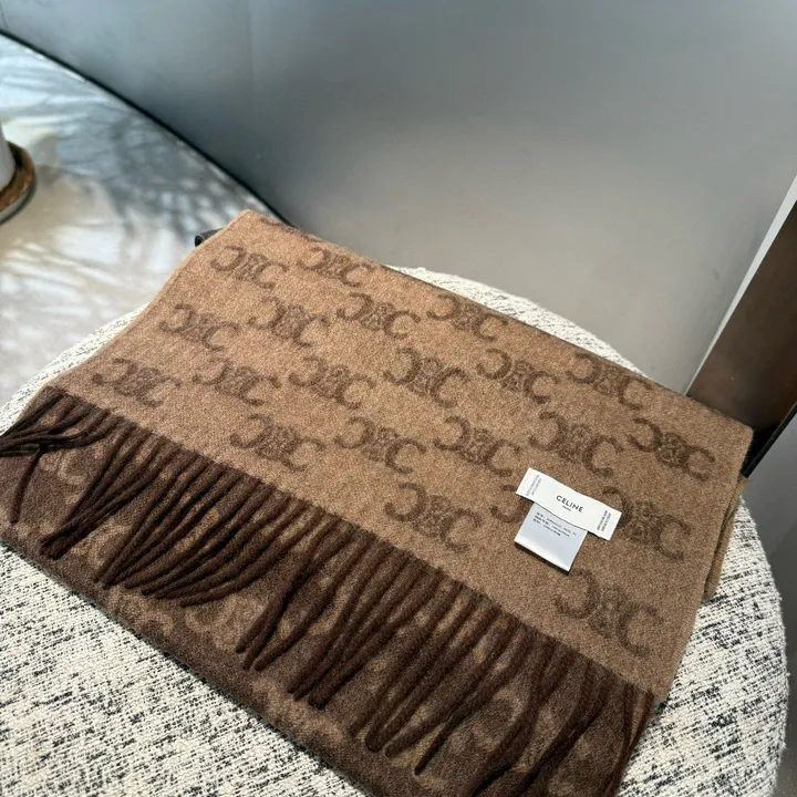 スーパーコピー セリーヌ マフラー