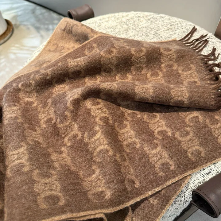 スーパーコピー セリーヌ マフラー