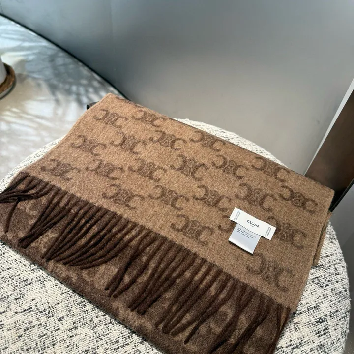 スーパーコピー セリーヌ マフラー