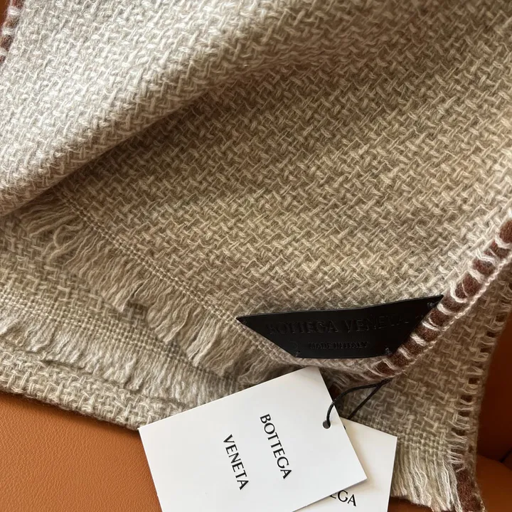 スーパーコピー フェンディ マフラー