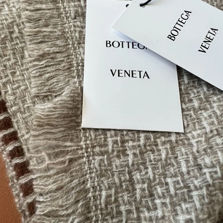 スーパーコピー フェンディ マフラー