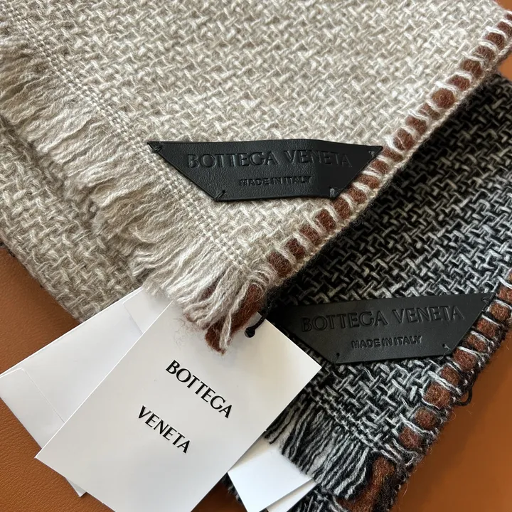 スーパーコピー フェンディ マフラー