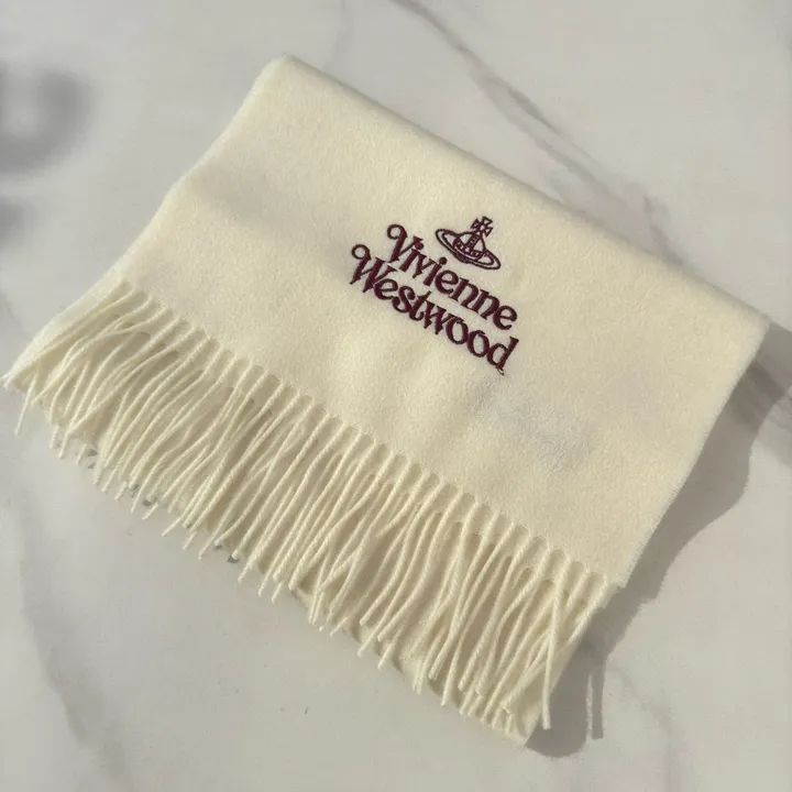 スーパーコピー ヴィヴィアン・ウエストウッド マフラー