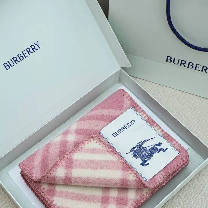 スーパーコピー バーバリー ス マフラー