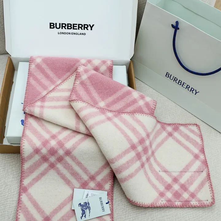 スーパーコピー バーバリー ス マフラー