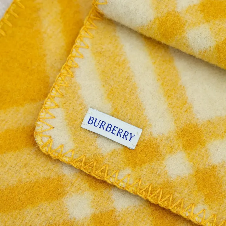 スーパーコピー バーバリー ス マフラー